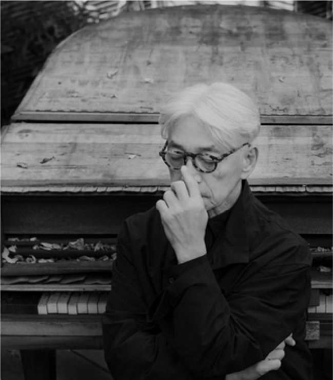 坂本龍一